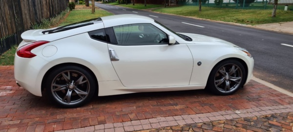 2013 Nissan 370Z Auto - Image 25