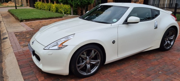 2013 Nissan 370Z Auto - Image 2