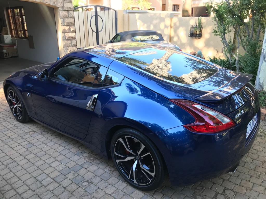 2018 Nissan 370Z Coupe - Image 9