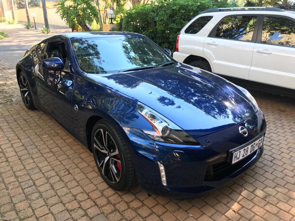 2018 Nissan 370Z Coupe - Image 12