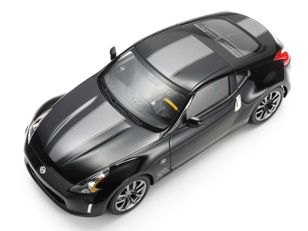 Nissan 370Z Heritage Edition - Image 6